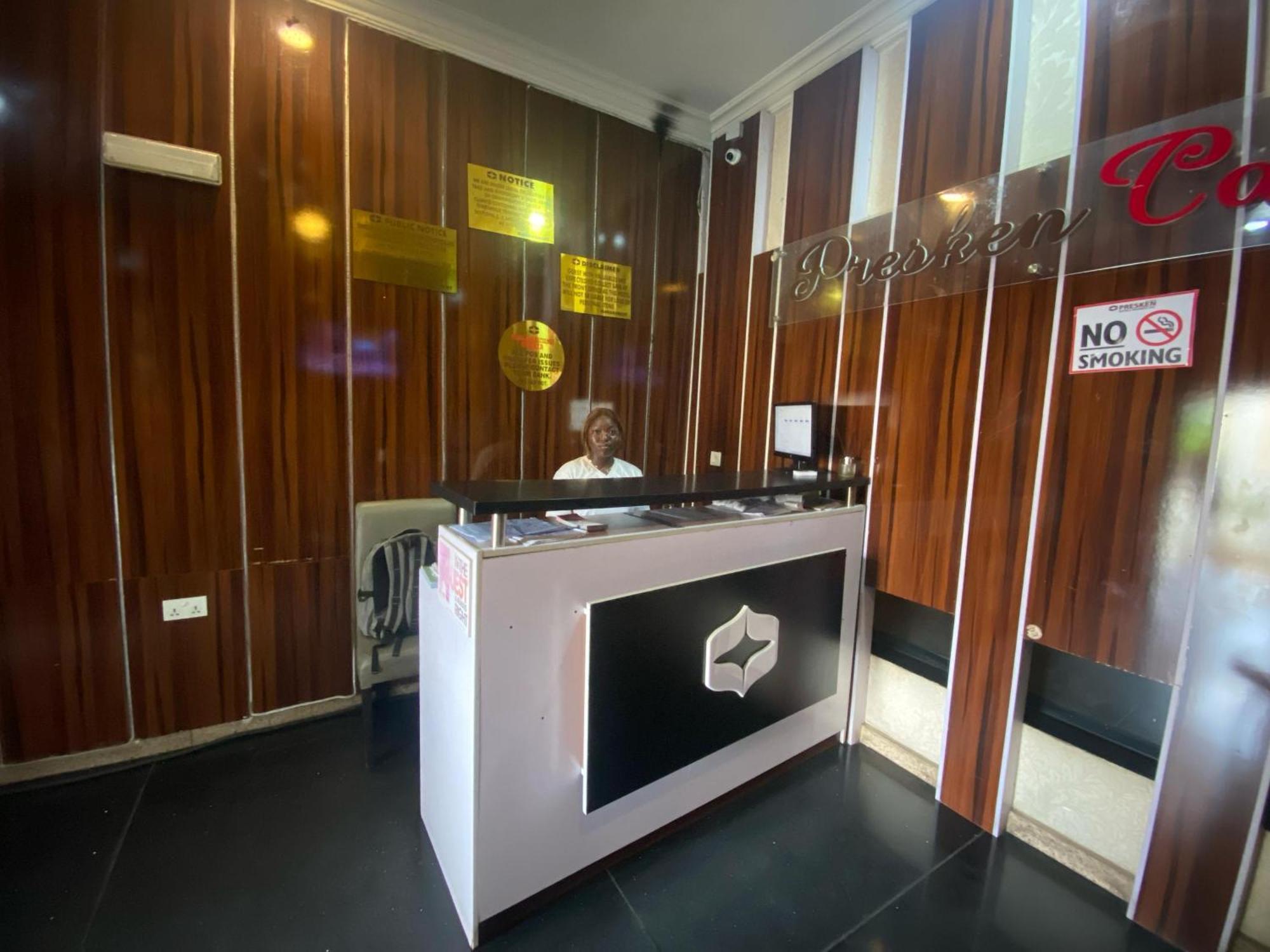 Presken Hotels, Opebi - Castle Lagos Exterior photo