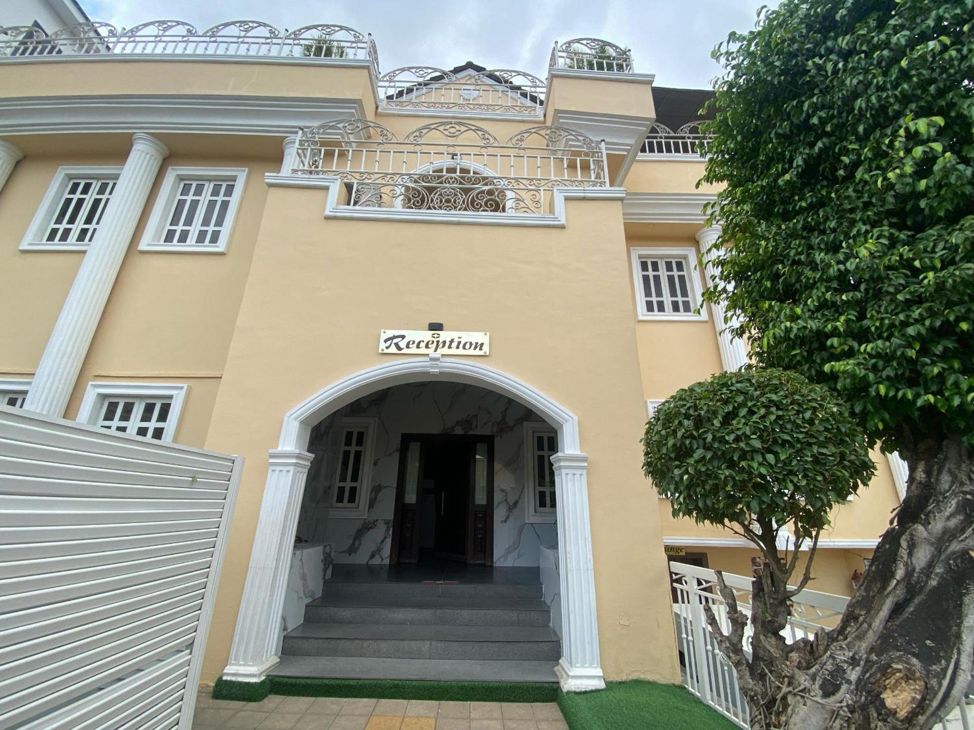 Presken Hotels, Opebi - Castle Lagos Exterior photo